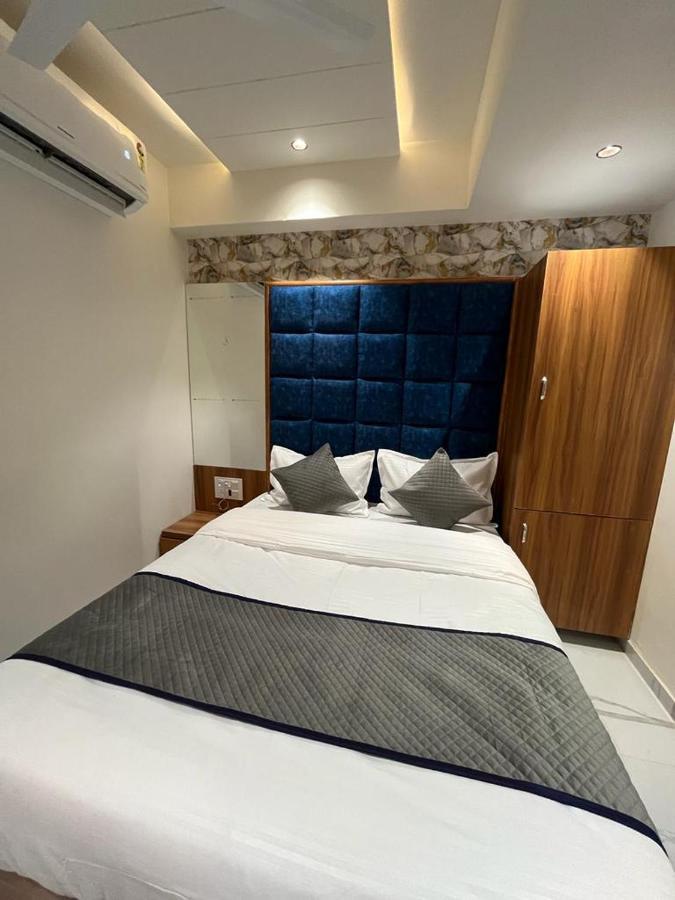 Hotel Paramount Villa Gandhinagar Zewnętrze zdjęcie
