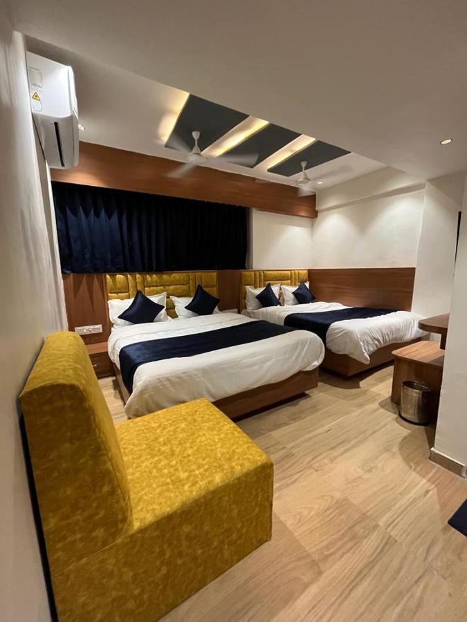 Hotel Paramount Villa Gandhinagar Zewnętrze zdjęcie