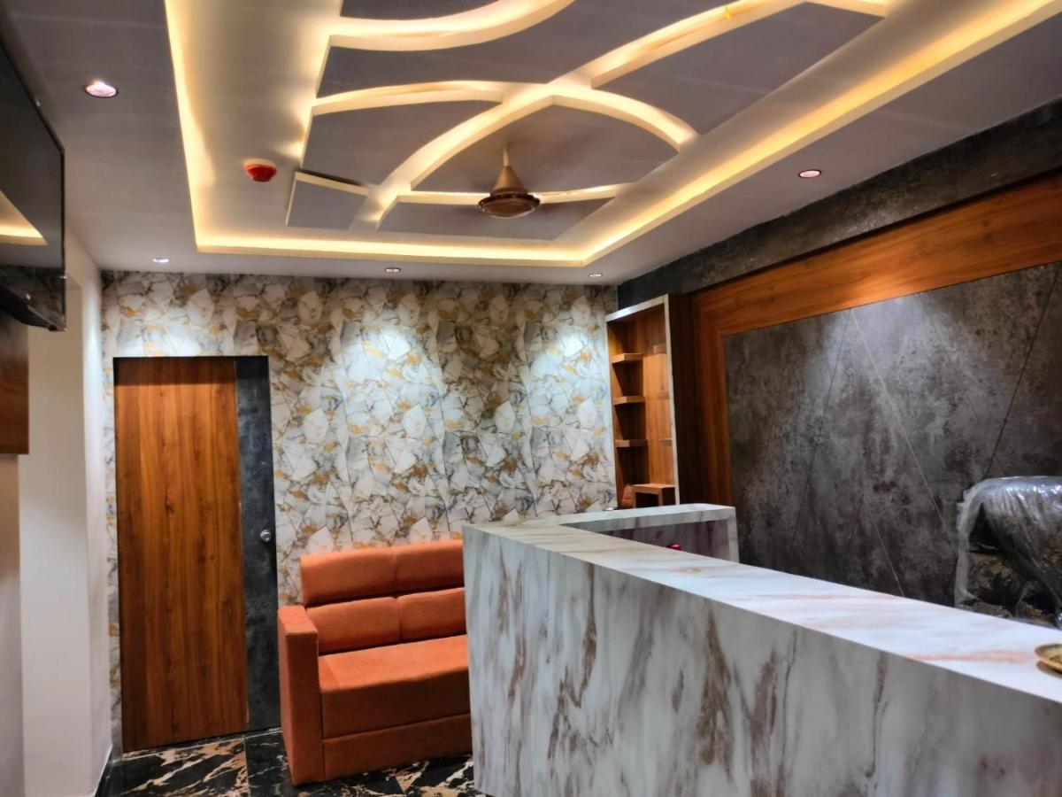 Hotel Paramount Villa Gandhinagar Zewnętrze zdjęcie